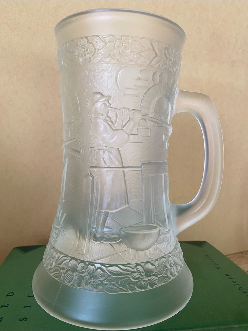 Fenton Glowing Crystal Velvet Craftsmen Stein Mug